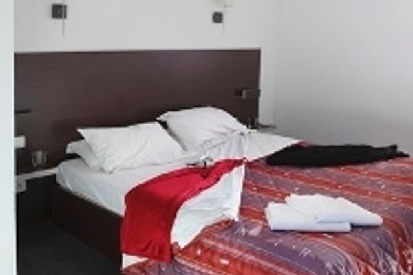 Adonis Carcassonne - La Barbacane Residence de Tourisme